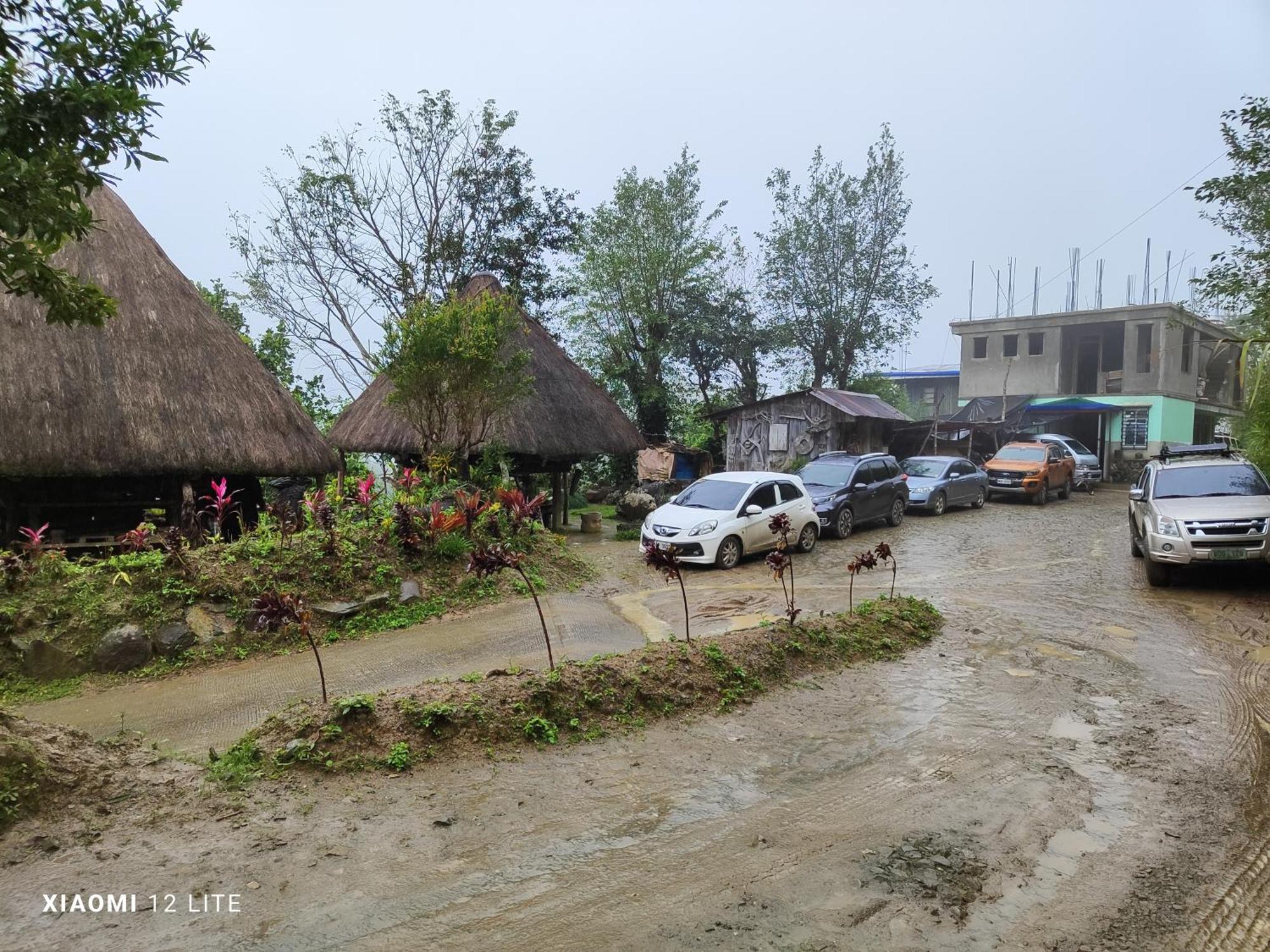 Hiwang Native House Inn & Viewdeck Банаю Экстерьер фото